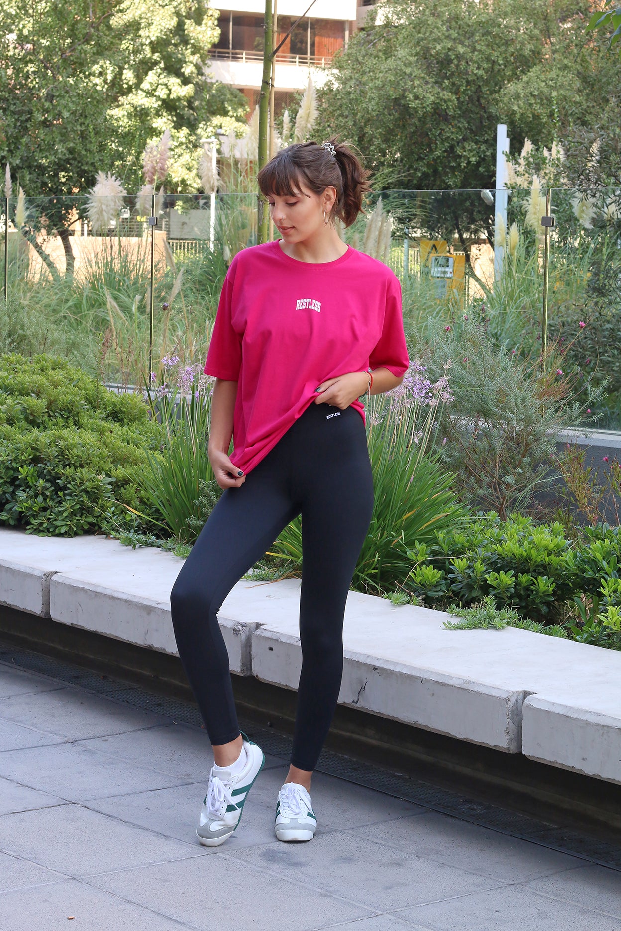 Polera Oversize Restless Fucsia