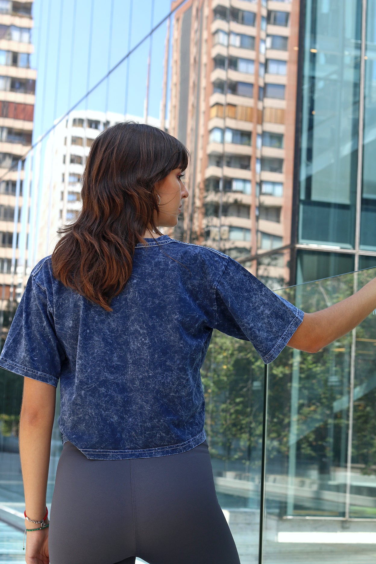 Crop Teñido Azul Restless