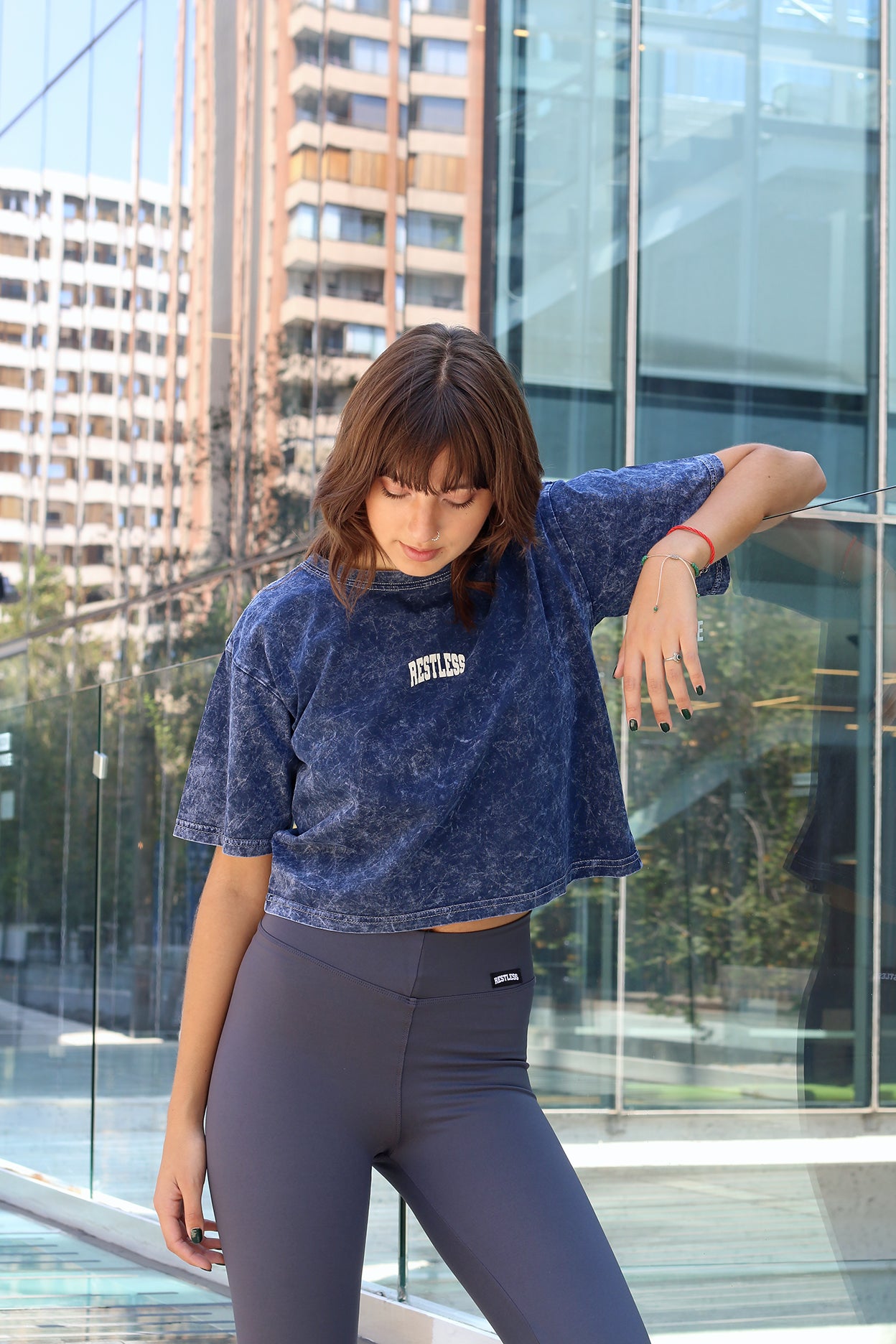 Crop Teñido Azul Restless