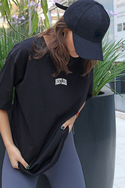 Polera Oversize Restless Negra